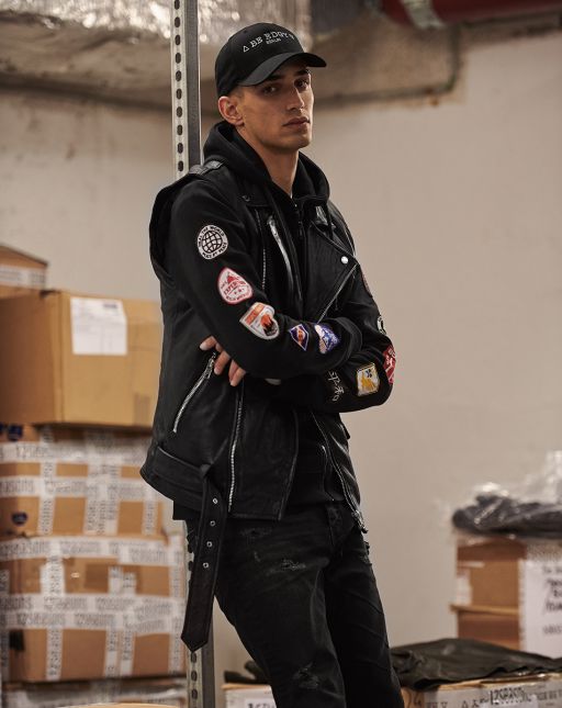be edgy clothing
